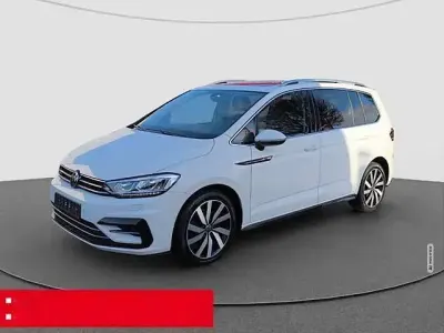 Gebraucht VW Touran Highline 150 PS (110 kW) 2021 Weiß Van / Kleinbus