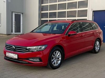 Gebraucht VW Passat Business 122 PS (89 kW) 2023 Rot Kombi