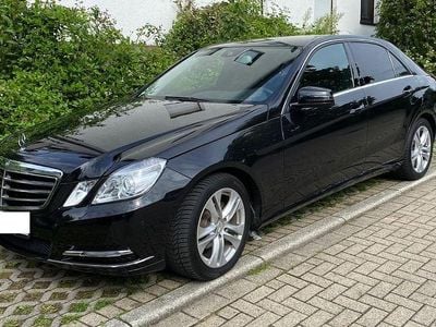 Usata Mercedes E220 Avantgarde 170 CV (125 kW) 2010 Nero Berlina