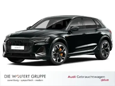 Gebraucht Audi e-tron Sport 369 kW (503 PS) 2022 Mythosschwarz metallic SUV