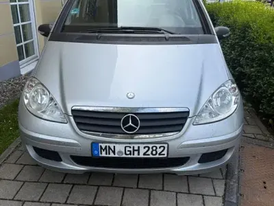 Gebraucht Mercedes A180 Classic 109 PS (80 kW) 2006 Silber Van / Kleinbus