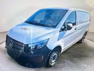 Gebraucht Mercedes Vito 102 PS (75 kW) 2021 Weiß Van