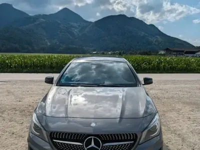 Gebraucht Mercedes CLA200 Shooting Brake Business 156 PS (114 kW) 2016 Grau Kombi