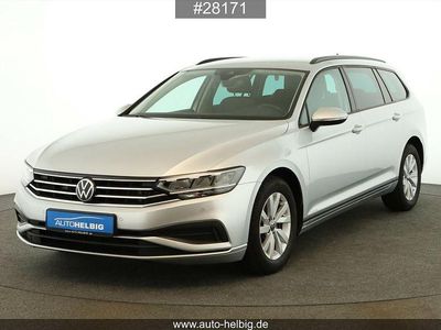 Gebraucht VW Passat 150 PS (110 kW) 2020 Silber Kombi