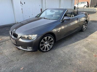 Gebraucht BMW 320 Cabriolet 170 PS (125 kW) 2007 Grau Cabrio