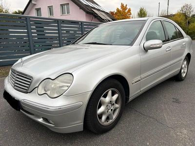 Mercedes C220