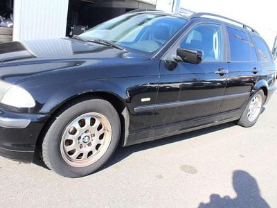 Gebraucht BMW 320 136 PS (100 kW) 2001 Other Kombi