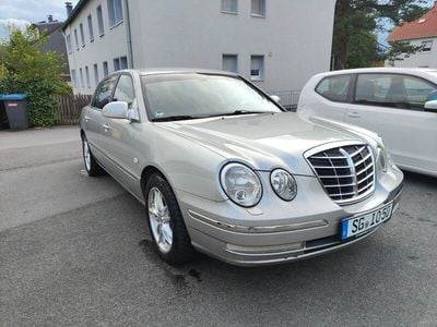 Kia Opirus