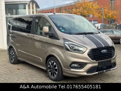 Gebraucht Ford Tourneo Custom Sport 170 PS (125 kW) 2019 Diffused silver Van