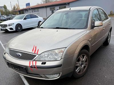 Gebraucht Ford Mondeo 145 PS (106 kW) 2005 Grau Limousine