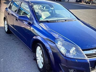 Gebraucht Opel Astra 140 PS (102 kW) 2007 Blau Limousine