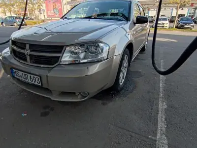 Gebraucht Dodge Avenger SE 156 PS (114 kW) 2008 Beige Limousine