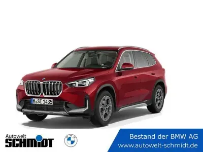 Gebraucht BMW X1 Comfort Edition 163 PS (119 kW) 2025 (rot)  fire red SUV
