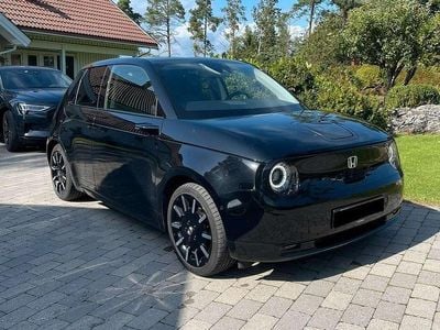 Honda e