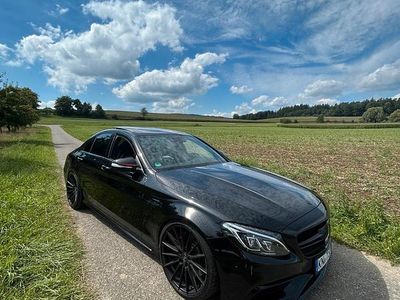 Mercedes C63 AMG