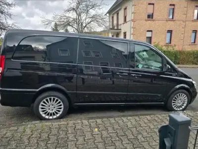 Gebraucht Mercedes Viano 224 PS (164 kW) 2013 Schwarz Van / Kleinbus