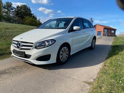 Mercedes B220