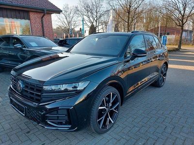 Gebraucht VW Touareg R-line 286 PS (210 kW) 2025 Mythos black SUV