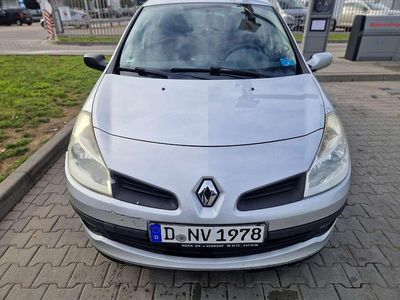 Renault Clio II