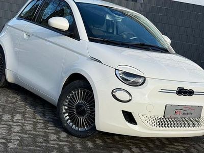 Gebraucht Fiat 500e Red 86 kW (118 PS) 2022 Weiß Limousine