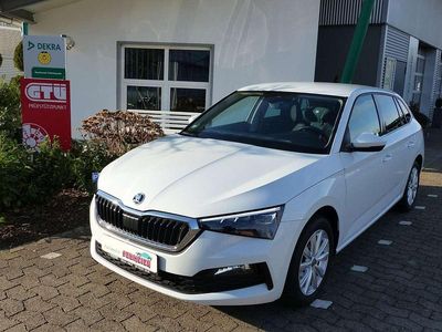 Gebraucht Skoda Scala Style 110 PS (80 kW) 2025 Moonweiss metallic Kleinwagen