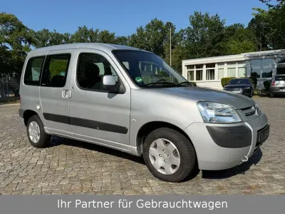 Gebraucht Citroën Berlingo 75 PS (55 kW) 2007 Silber Van / Kleinbus