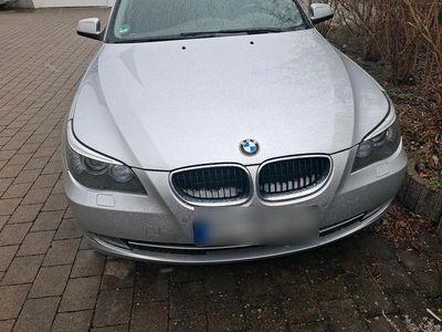 Gebraucht BMW 520 177 PS (130 kW) 2009 Silber Kombi