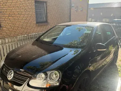 Gebraucht VW Golf V 140 PS (102 kW) 2008 Schwarz Kleinwagen