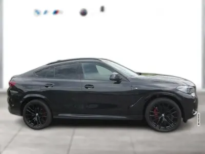 Gebraucht BMW X6 M Sport Line 286 PS (210 kW) 2023 Schwarz metallic SUV