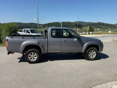 Gebraucht Mazda BT-50 143 PS (105 kW) 2008 Grau Pickup