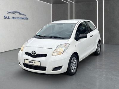 Gebraucht Toyota Yaris Cool 90 PS (66 kW) 2010 Pianosaweiß Kleinwagen