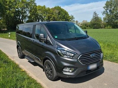 Usata Ford Tourneo 185 CV (136 kW) 2021 Grigio Monovolume