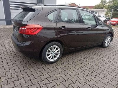 Second-hand BMW 216 Luxury Line 116 CP (85 kW) 2016 Maro Break