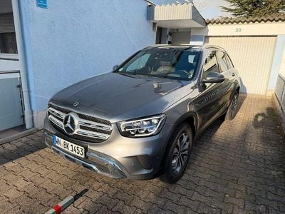 Gebraucht Mercedes GLC220 194 PS (142 kW) 2020 Grau SUV