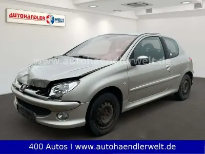 Occasion Peugeot 206 Style 109 PK (80 kW) 2005 Zilver Hatchback