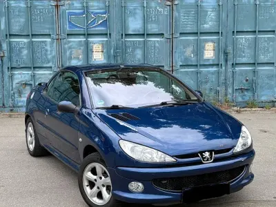 Occasion Peugeot 206 CC 109 PK (80 kW) 2006 Blauw Cabriolet