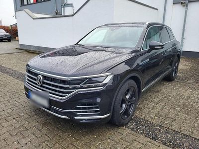 Schwarz Gebraucht 2018 VW Touareg Elegance SUV | 42.000 €
