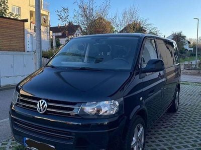 Second-hand VW T5 140 CP (102 kW) 2013 Negru Van