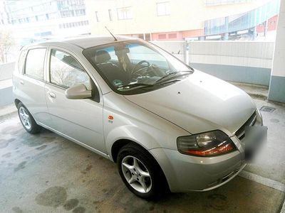 Gebraucht Chevrolet Kalos 92 PS (67 kW) 2004 Grau Kleinwagen