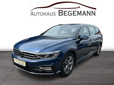 Gebraucht VW Passat R-line 200 PS (147 kW) 2022 Aquamarinblau (metallic) Kombi