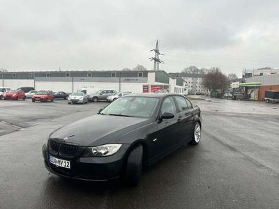 gebraucht BMW 318 318 i M-Sport Paket (Tauchen Auch)