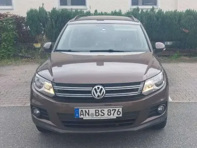 Gebraucht VW Tiguan Freestyle 122 PS (89 kW) 2012 Braun SUV