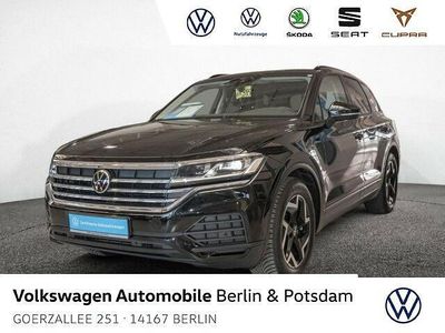 Gebraucht VW Touareg Basis 231 PS (169 kW) 2024 Grenadillschwarz metallic SUV