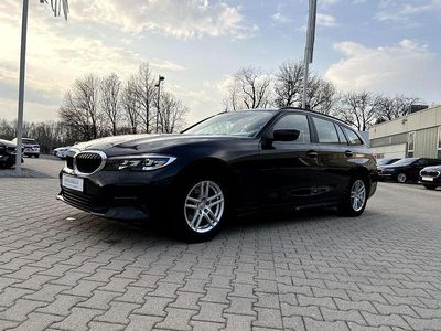 Gebraucht BMW 318 Advantage 150 PS (110 kW) 2022 Schwarz Kombi