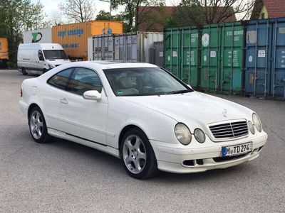 gebraucht Mercedes CLK320 Coupe Avantgarde