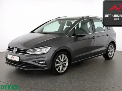 Gebraucht VW Golf VII Highline 150 PS (110 kW) 2019 Grau Limousine