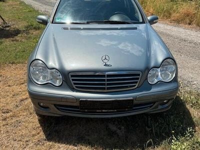 Mercedes C200