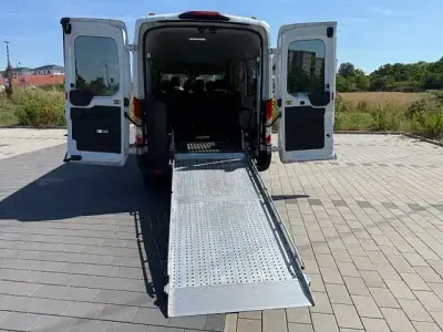 Second-hand Ford Transit 131 CP (96 kW) 2019 Alb