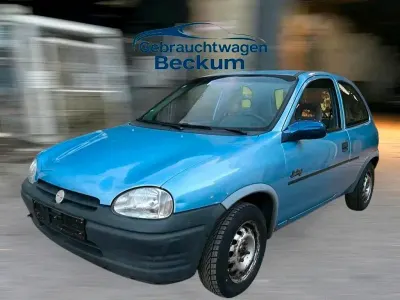 Second-hand Opel Corsa 60 CP (44 kW) 1995 Albastru Hatchback