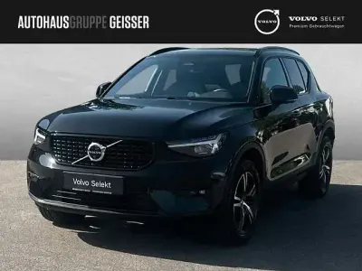 Gebraucht Volvo XC40 Plus 163 PS (119 kW) 2025 Onyx schwarz SUV